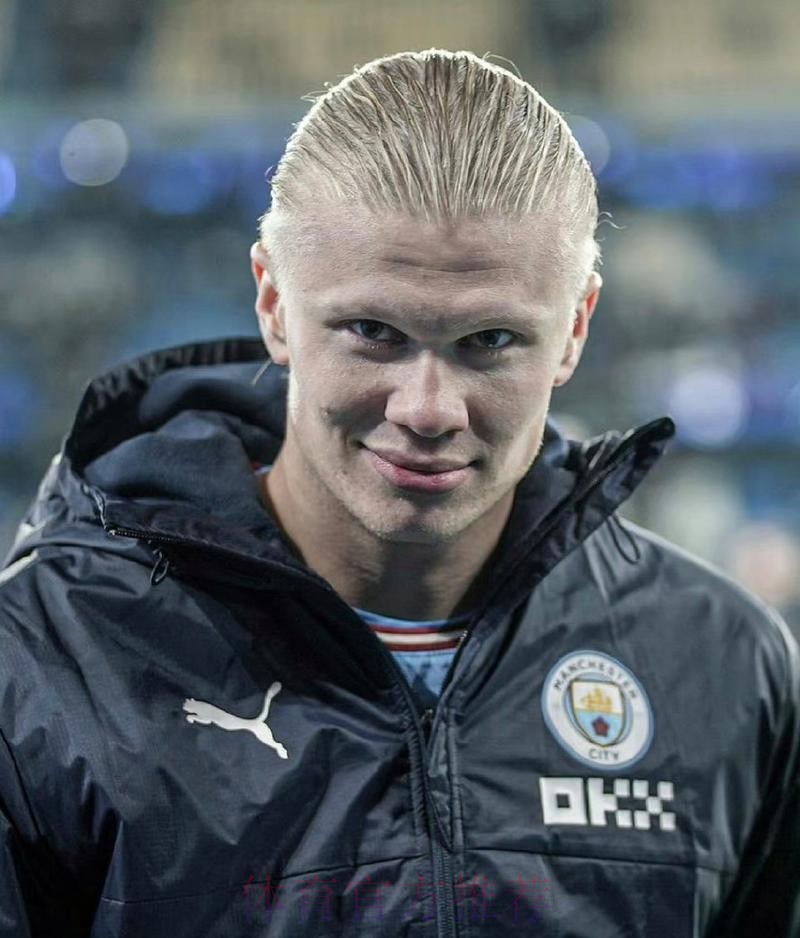 记者：为得到哈兰德 皇马愿为其开3500万欧年薪